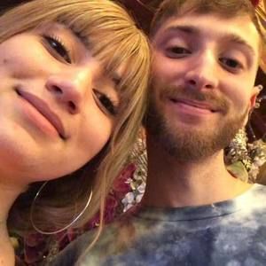 Meet your Posher, Hunter